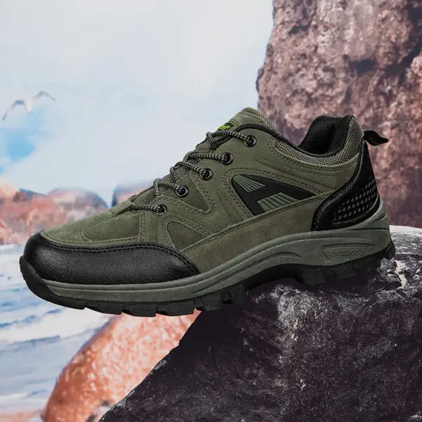Low-top Outdoor Boots Wear-resistant Combat Boots Climbing Shoes - Image 2